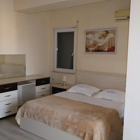 Apartment Shkodra Lake דירה שקודר
